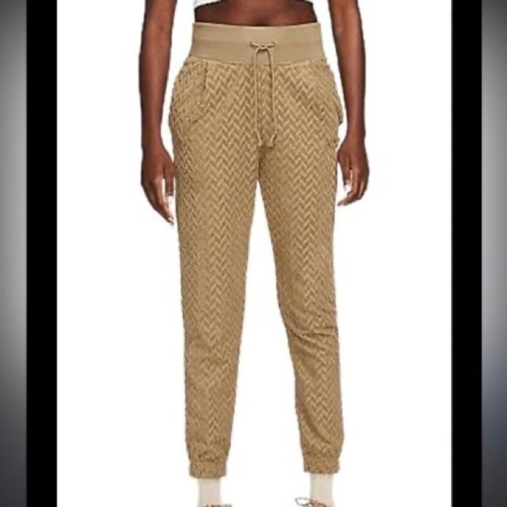 Nike Tan Chevron Knit Joggers with Drawstring Waist